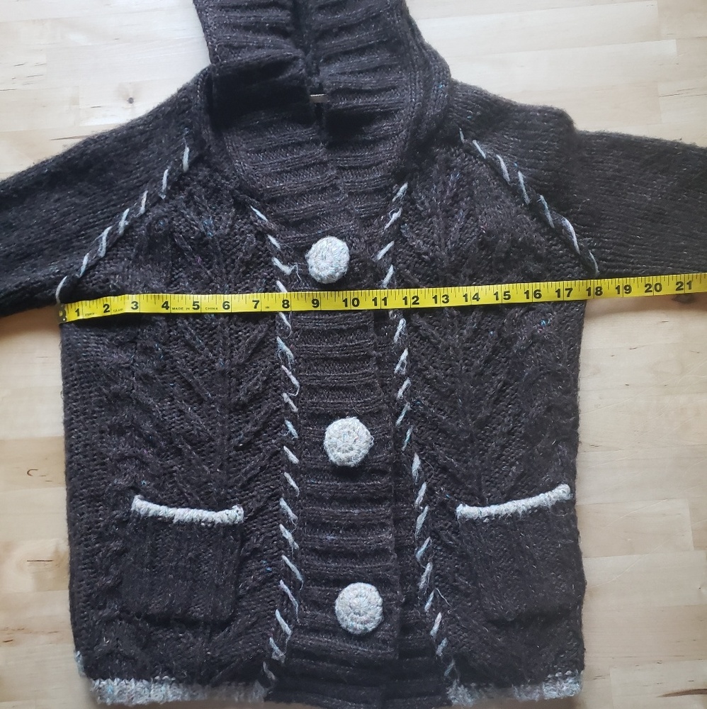 BKE Crop Button Raglan Sweater - Picture 5 of 8